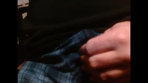 hornypilotguy online show from 11-14-25, 04:00