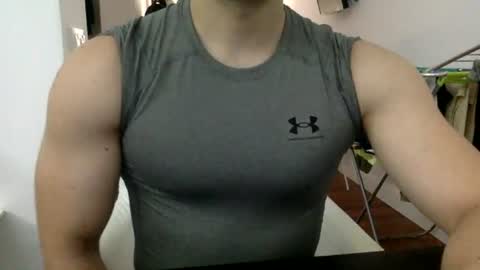 Snapshot of hornyspaniard93 chatting on 06-24-26, 04:39 hornyspaniard93 online show from 06-24-26, 04:39