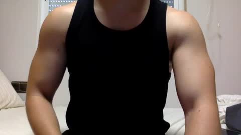 Snapshot of hornyspaniard93 chatting on 07-17-26, 04:56 hornyspaniard93 online show from 07-17-26, 04:56