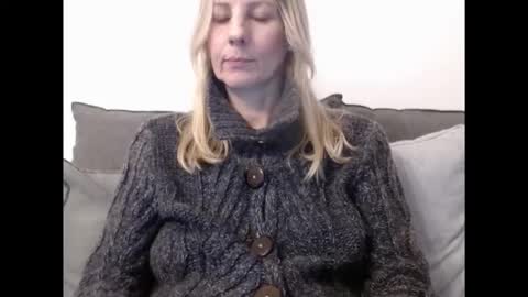 Snapshot of hornyssima chatting on 02-12-26, 03:29 Hornyssima online show from 02-12-26, 03:29