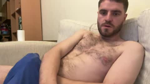 Snapshot of hornytom27 chatting on 12-15-24, 07:42 Horny247 online show from 12-15-24, 07:42