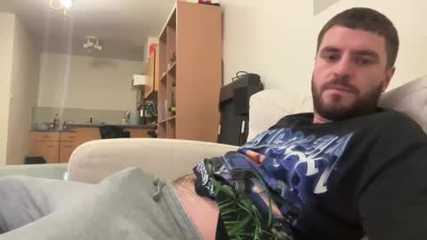 Snapshot of hornytom27 chatting on 02-01-26, 09:02 Horny247 online show from 02-01-26, 09:02