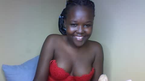 Snapshot of hornyy_cutie chatting on 12-01-25, 12:54 Its Cora online show from 12-01-25, 12:54