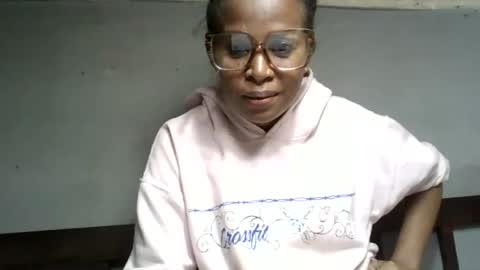 Hortansiaa online show from 06-20-26, 11:02