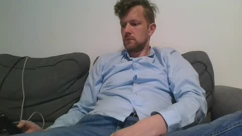 hot2809guy online show from 04-26-26, 06:38