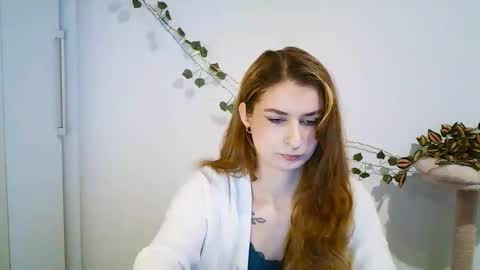 Snapshot of hot_1nina chatting on 02-09-26, 07:23 NINA online show from 02-09-26, 07:23