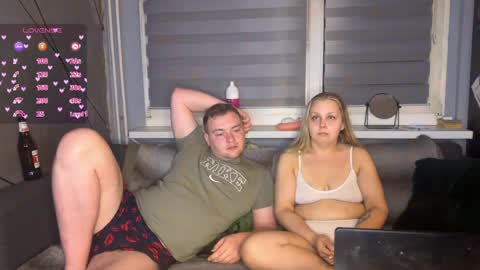 Snapshot of hot___________couple chatting on 03-20-26, 06:57 hot couple online show from 03-20-26, 06:57