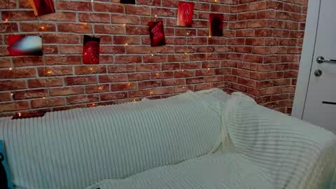 Jessica  online show from 10-09-25, 03:26