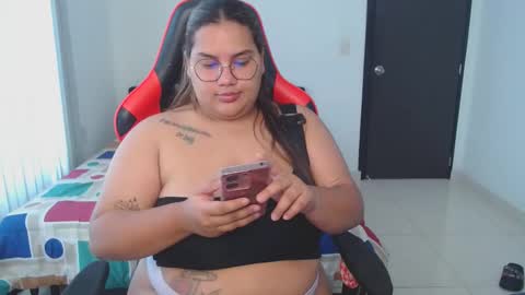 Snapshot of hot__husbands chatting on 02-17-25, 04:26 hot__husbands online show from 02-17-25, 04:26