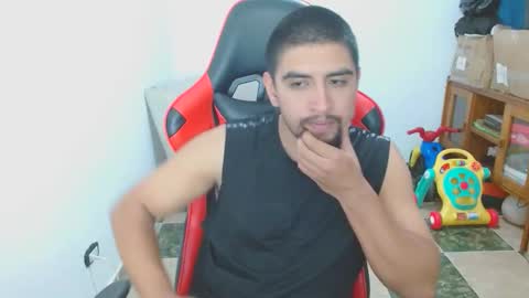 Snapshot of hot__husbands chatting on 11-17-25, 12:38 hot__husbands online show from 11-17-25, 12:38