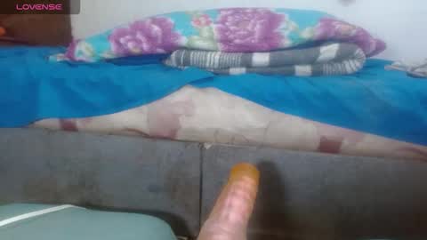 Snapshot of hot_and_complacent chatting on 11-03-25, 02:40 Private open online show from 11-03-25, 02:40