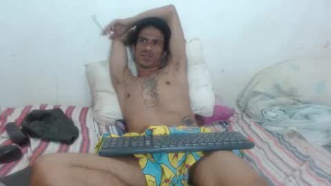 Snapshot of hot_and_complacent chatting on 11-25-25, 04:18 Private open online show from 11-25-25, 04:18