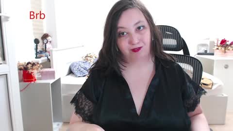 Snapshot of hot_and_pretty chatting on 12-29-24, 03:57 Lila online show from 12-29-24, 03:57
