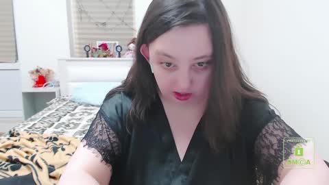 Snapshot of hot_and_pretty chatting on 01-05-25, 03:55 Lila online show from 01-05-25, 03:55