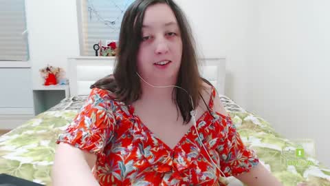 Snapshot of hot_and_pretty chatting on 01-07-25, 12:31 Lila online show from 01-07-25, 12:31