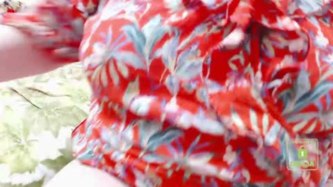 Snapshot of hot_and_pretty chatting on 01-08-25, 12:37 Lila online show from 01-08-25, 12:37