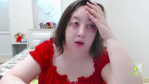 Snapshot of hot_and_pretty chatting on 01-11-25, 09:36 Lila online show from 01-11-25, 09:36