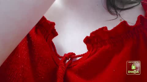 Snapshot of hot_and_pretty chatting on 01-12-25, 09:19 Lila online show from 01-12-25, 09:19
