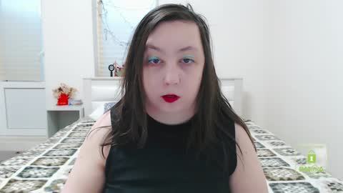 Snapshot of hot_and_pretty chatting on 01-14-25, 09:35 Lila online show from 01-14-25, 09:35