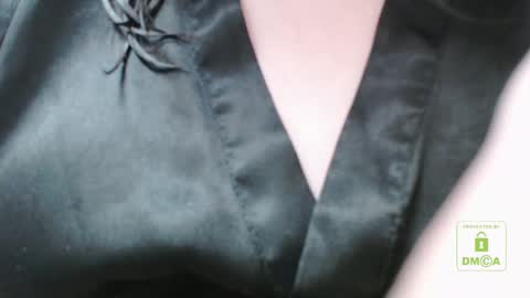 Snapshot of hot_and_pretty chatting on 01-23-25, 09:18 Lila online show from 01-23-25, 09:18
