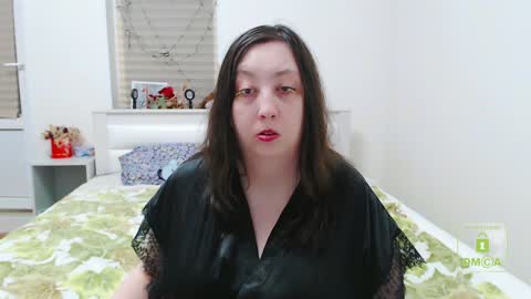 Snapshot of hot_and_pretty chatting on 01-23-25, 03:22 Lila online show from 01-23-25, 03:22