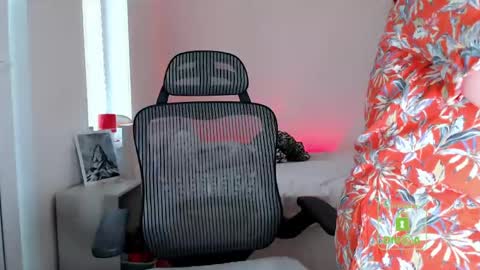 Lila online show from 04-15-26, 03:08