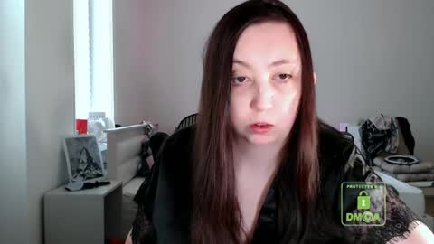 Snapshot of hot_and_pretty chatting on 05-31-26, 12:45 Lila online show from 05-31-26, 12:45
