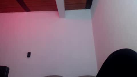 Snapshot of hot_angels___ chatting on 03-11-25, 03:59 angels online show from 03-11-25, 03:59