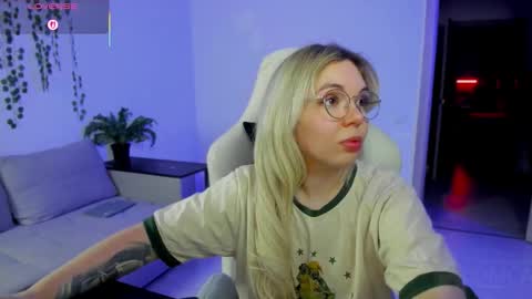   online show from 11-24-25, 03:23