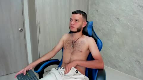 hot bad boy69 online show from 04-23-26, 08:55