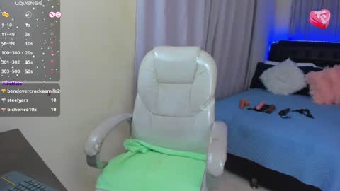 VALENTINA online show from 01-12-25, 07:43