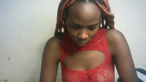 Millie online show from 01-31-25, 04:14