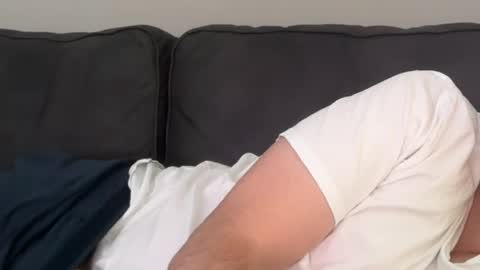 hot_boy_dutch online show from 04-19-26, 12:37
