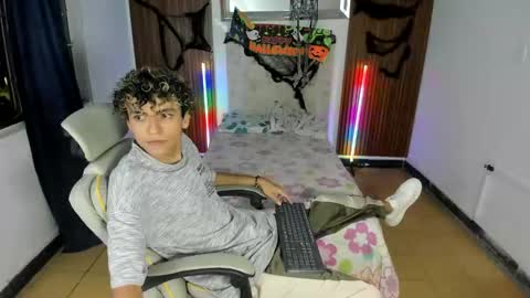 hot bunny online show from 10-30-25, 12:23