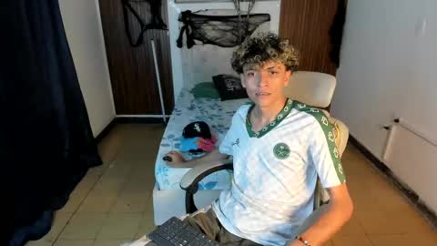 hot bunny online show from 11-09-25, 01:15