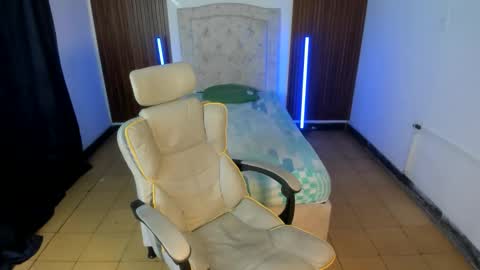 hot bunny online show from 11-29-25, 03:20