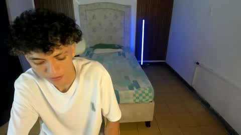 hot bunny online show from 11-30-25, 03:54