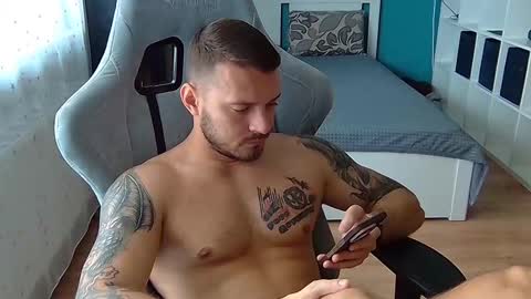 hot_cap_77 online show from 10-04-25, 09:29