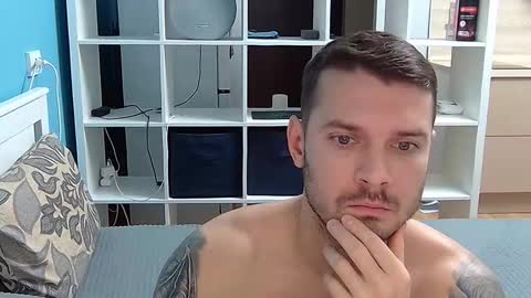 hot_cap_77 online show from 12-04-25, 12:14