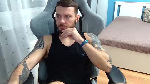 hot_cap_77 online show from 02-10-26, 05:17