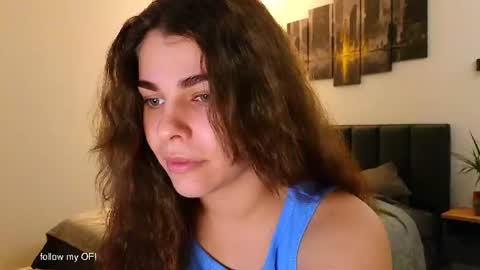 Snapshot of hot_chill__ chatting on 06-15-26, 06:54 LiluCaroline online show from 06-15-26, 06:54