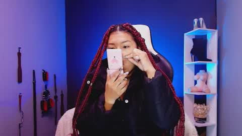 Snapshot of hot_chocolate_4u chatting on 11-26-25, 11:55 hot chocolate 4u online show from 11-26-25, 11:55