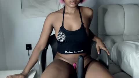 Snapshot of hot_chocoxxxx chatting on 05-02-26, 05:12 sonia mis choco online show from 05-02-26, 05:12