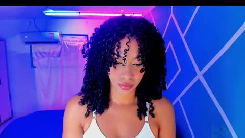 Snapshot of hot_couple07_ chatting on 10-05-25, 03:05 Hot Couple online show from 10-05-25, 03:05