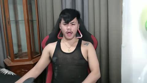 hot_emmanuel online show from 10-12-25, 06:01