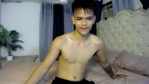 hot_fucker_ online show from 11-19-25, 08:25