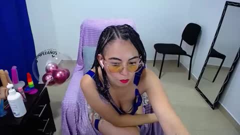 angie online show from 06-09-26, 10:54