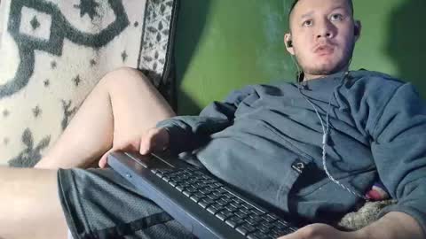hot_guy36 online show from 12-02-25, 03:34