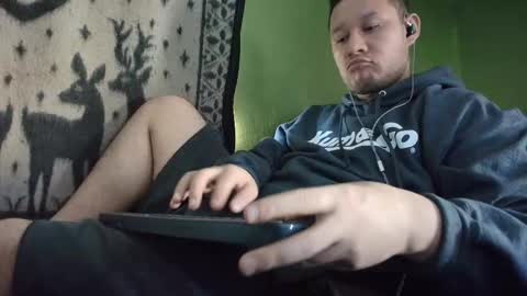 hot_guy36 online show from 03-28-26, 03:33