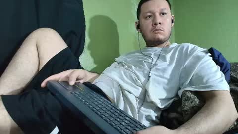 hot_guy36 online show from 07-26-26, 04:14